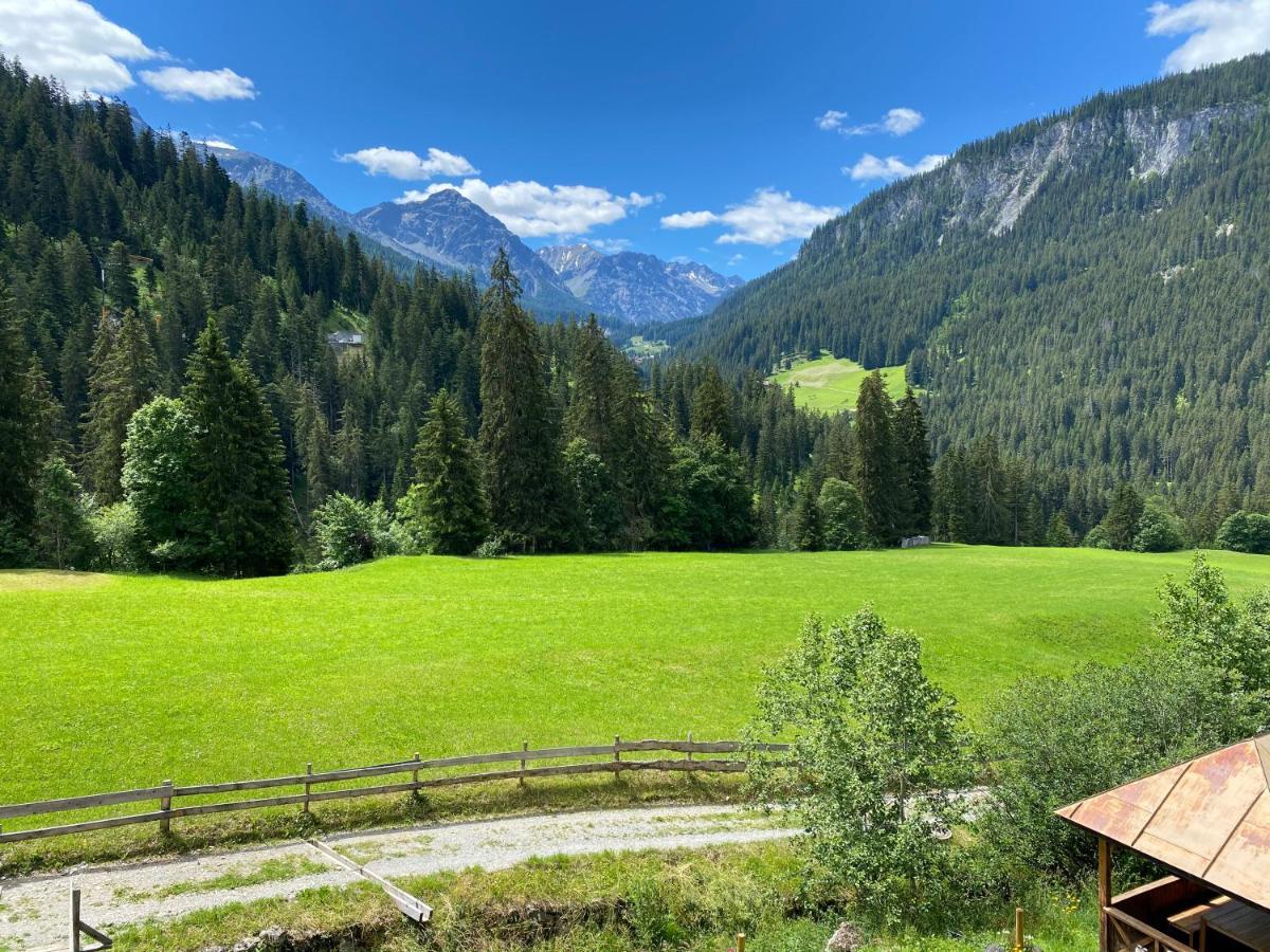 Gasthaus Edelweiss Langwies Exterior photo